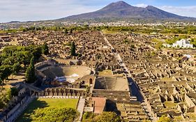 Olympus Pompei Ruins